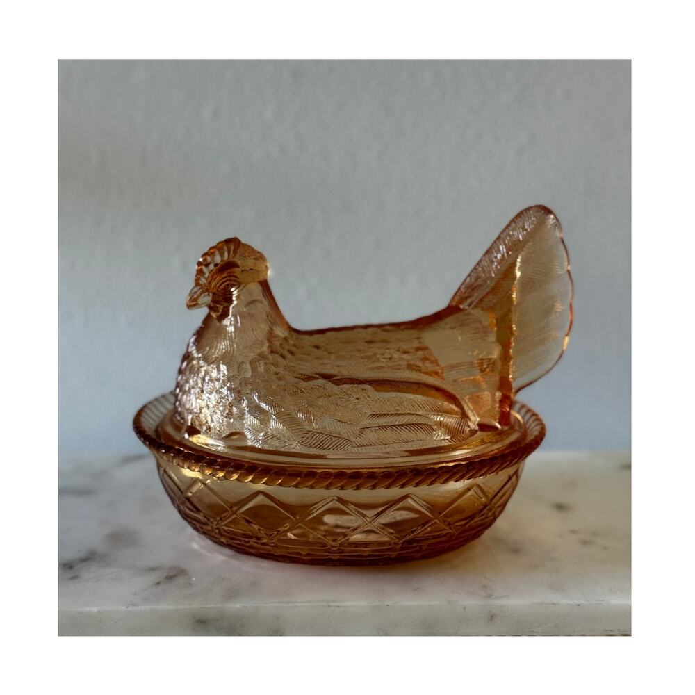 Vintage Westmoreland Peach Hen On Nest Covered Dish | Chicken Lidded Candy Bowl